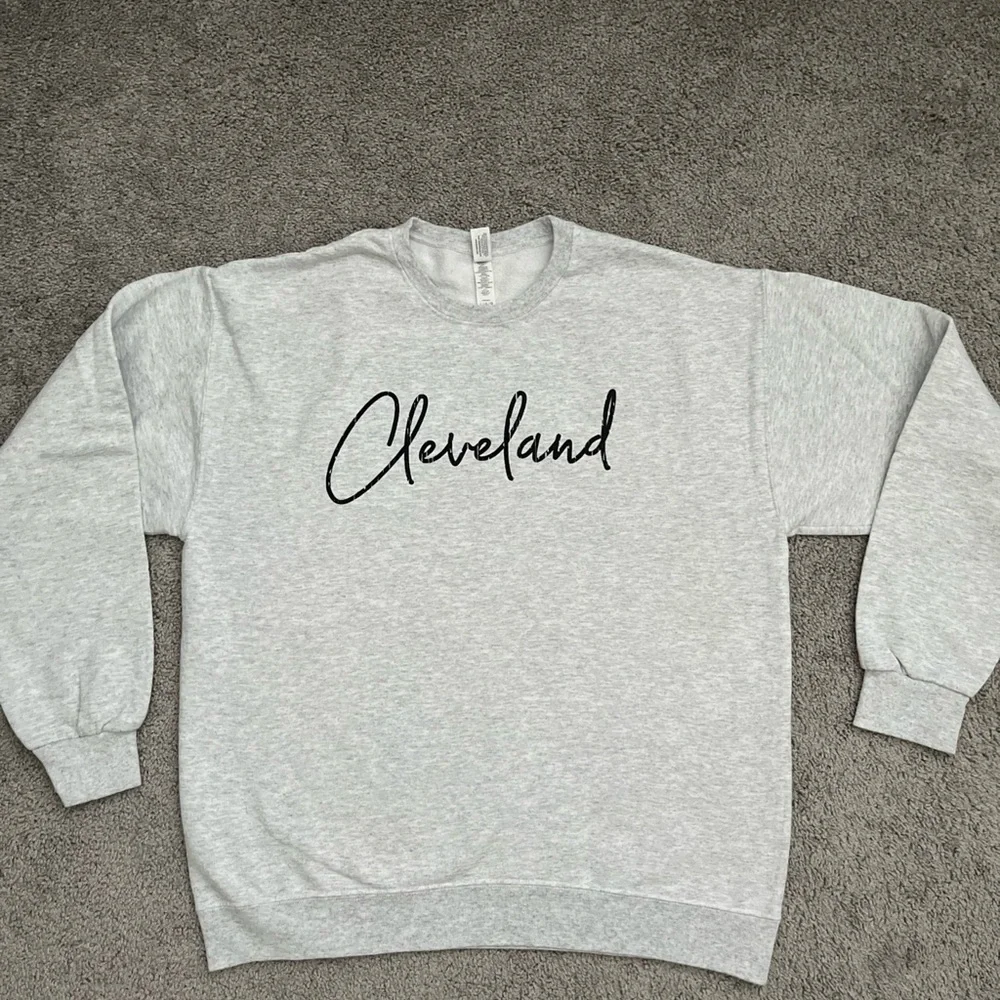 Jerzees Light Gray “Cleveland” Pullover Sweatshirt Size L - Picture 1 of 6